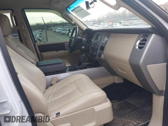 2016 Ford Expedition EL XLT with VIN 1FMJK1HT8GEF49487, listed as a IAAI auction lot 41464009 with 146,582 mi miles. Bid and sale history available at carsss.com. Image 5.