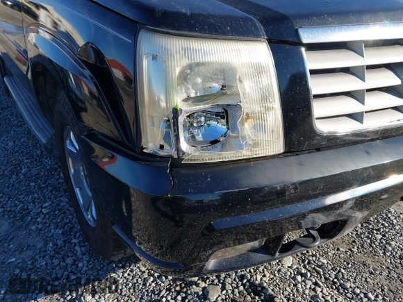 2006 Cadillac Escalade with VIN 1GYEC63N06R139020, listed as a IAAI auction lot 41399221 with 241,893 mi miles and . Bid and sale history available at DreamBid. Image 6.