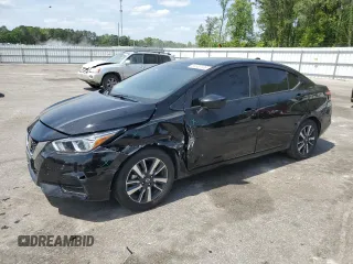 2022 Nissan Versa SV z VIN 3N1CN8EV4NL827255, wystawiony jako Copart lot #53330135 z przebiegiem 49 597 mil mil oraz Szkoda całkowita • Salvage title. Historia ofert i sprzedaży dostępna na DreamBid. Obrazek 1.