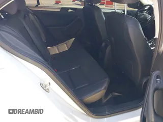 2015 Volkswagen Jetta SE with VIN 3VWD07AJ8FM284756, listed as a IAAI auction lot 42038453 with 127,112 mi miles and . Bid and sale history available at DreamBid. Image 8.