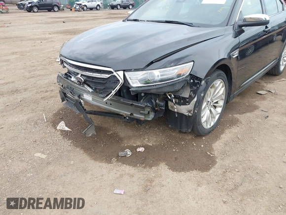 2019 Ford Taurus Limited z VIN 1FAHP2F82KG111088, wystawiony jako IAAI lot #42280384 z przebiegiem 97 961 mil mil oraz . Historia ofert i sprzedaży dostępna na DreamBid. Obrazek 6.