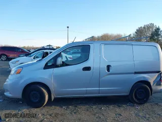 2018 Nissan NV200 Compact Cargo S with VIN 3N6CM0KN1JK692559, listed as a IAAI auction lot 41339957 with 127,124 mi miles. Bid and sale history available at carsss.com. Image 14.