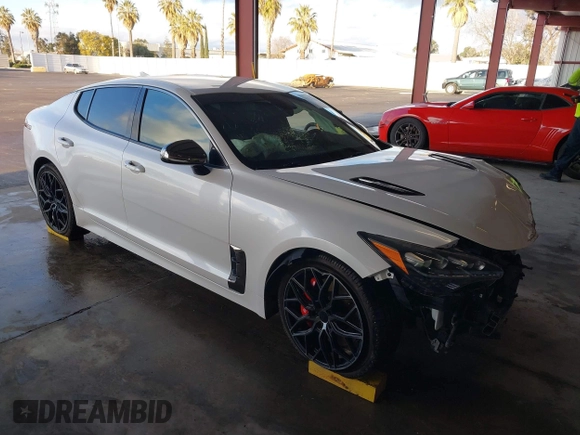 2018 Kia Stinger GT with VIN KNAE35LC7J6022637, listed as a IAAI auction lot 41621388 with 36,905 mi miles. Bid and sale history available at carsss.com. Image 1.