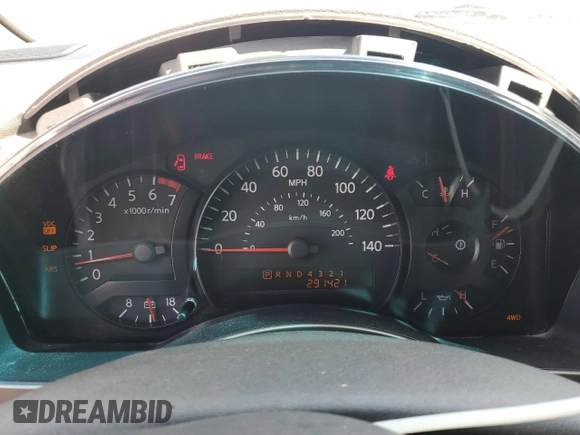 2004 Nissan Titan LE z VIN 1N6AA07B24N515239, wystawiony jako Copart lot #54713705 z przebiegiem 291 421 mil mil oraz Szkoda całkowita • Salvage title. Historia ofert i sprzedaży dostępna na DreamBid. Obrazek 9.