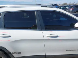 2016 Jeep Cherokee Limited with VIN 1C4PJLDB8GW256788, listed as a IAAI auction lot 41657339 with 104,630 mi miles. Bid and sale history available at carsss.com. Image 13.
