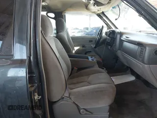 2006 Chevrolet Tahoe LS with VIN 1GNEC13V06J104296, listed as a IAAI auction lot 41697104 with 283,759 mi miles. Bid and sale history available at carsss.com. Image 5.
