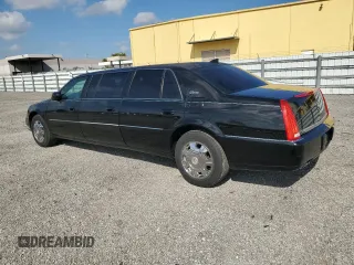 2011 Cadillac DTS Professional Limousine z VIN 1GE9K9C62BU550213, wystawiony jako Copart lot #49420545 z przebiegiem 29 936 mil mil oraz Czysty tytuł • Clean title. Historia ofert i sprzedaży dostępna na DreamBid. Obrazek 2.
