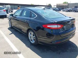 2016 Ford Fusion Titanium Hybrid z VIN 3FA6P0RUXGR123445, wystawiony jako IAAI lot #42606596 z przebiegiem 145 541 mil mil oraz . Historia ofert i sprzedaży dostępna na DreamBid. Obrazek 3.