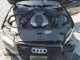 2017 Audi A8 with VIN WAU44AFD0HN006074, listed as a Copart auction lot 52421465 with 144,744 mi miles and Salvage title. Bid and sale history available at DreamBid. Image 11.