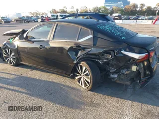 2019 Nissan Altima 2.5 SR with VIN 1N4BL4CV1KC170308, listed as a IAAI auction lot 41965287 with 115,595 mi miles. Bid and sale history available at carsss.com. Image 3.
