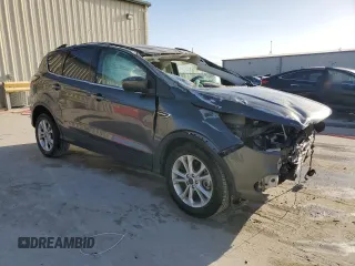 2018 Ford Escape SE with VIN 1FMCU0G95JUB49807, listed as a Copart auction lot 49744025 with 142,868 mi miles and Non Repairable. Bid and sale history available at carsss.com. Image 4.