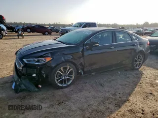 2020 Ford Fusion Titanium with VIN 3FA6P0RU7LR182107, listed as a Copart auction lot 60712925 with 104,914 mi miles and Salvage title. Bid and sale history available at DreamBid. Image 1.