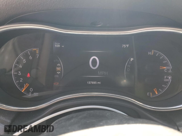 2017 Jeep Grand Cherokee Limited z VIN 1C4RJFBG5HC797356, wystawiony jako Copart lot #57476385 z przebiegiem 137 695 mil mil oraz Szkoda całkowita • Salvage title. Historia ofert i sprzedaży dostępna na DreamBid. Obrazek 9.
