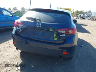 2016 Mazda 3 i Sport with VIN JM1BM1K74G1324098, listed as a IAAI auction lot 41700049 with 28,539 mi miles and . Bid and sale history available at DreamBid. Image 16.