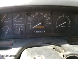 1992 Ford Bronco Custom with VIN 1FMEU15HXNLA27805, listed as a Copart auction lot 59922174 with 0 mi miles and Salvage Title. Bid and sale history available at carsss.com. Image 9.