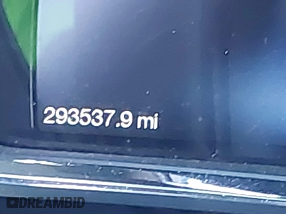 2018 Lincoln MKT with VIN 2LMHJ5NK5JBL02245, listed as a IAAI auction lot 41430571 with 293,537 mi miles and . Bid and sale history available at carsss.com. Image 15.