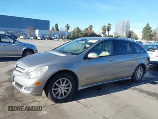 2006 Mercedes-Benz R-Class 3.5L with VIN 4JGCB65E46A032480, listed as a IAAI auction lot 41265070 with 149,961 mi miles. Bid and sale history available at carsss.com. Image 2.