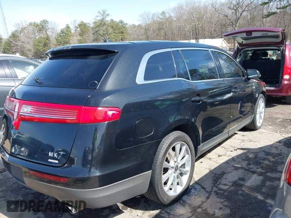2010 Lincoln MKT EcoBoost with VIN 2LMHJ5AT3ABJ15584, listed as a IAAI auction lot 41743278 with 258,887 mi miles and . Bid and sale history available at DreamBid. Image 4.