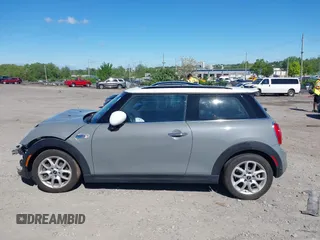 2018 MINI Hardtop Cooper S with VIN WMWXP7C51J2A47022, listed as a IAAI auction lot 42199086 with 70,065 mi miles and . Bid and sale history available at DreamBid. Image 15.