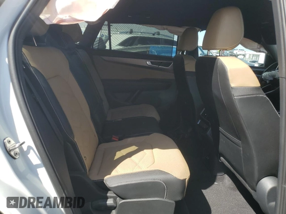 2024 Volkswagen Atlas SE with VIN 1V2HE2CA9RC209090, listed as a Copart auction lot 53399215 with 24,270 mi miles and Salvage title. Bid and sale history available at DreamBid. Image 11.