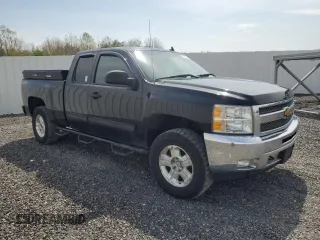 2012 Chevrolet Silverado 1500 LT with VIN 1GCRKSE77CZ241556, listed as a Copart auction lot 52639665 with 281,201 mi miles and Clean Title. Bid and sale history available at DreamBid. Image 4.