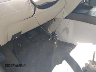 2008 Ford Escape XLS с VIN 1FMCU92ZX8KC32439, выставлен на аукционе IAAI как лот 41793317 с пробегом 115 831 миль миль и . История ставок и продаж доступна на DreamBid. Изображение 11.