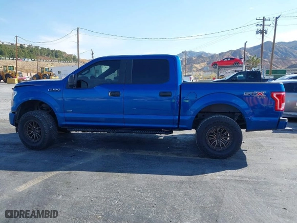 2017 Ford F-150 XL with VIN 1FTEW1EP8HFC41197, listed as a IAAI auction lot 41365059 with 122,174 mi miles. Bid and sale history available at carsss.com. Image 14.