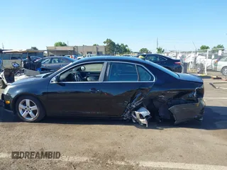 2008 Volkswagen Jetta SE with VIN 3VWRZ71KX8M082752, listed as a IAAI auction lot 42529588 with 167,568 mi miles and . Bid and sale history available at DreamBid. Image 15.