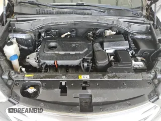 2017 Hyundai Santa Fe 2.4L z VIN 5NMZT3LB9HH025228, wystawiony jako Copart lot #57186685 z przebiegiem 185 470 mil mil oraz Czysty tytuł • Clean title. Historia ofert i sprzedaży dostępna na DreamBid. Obrazek 12.