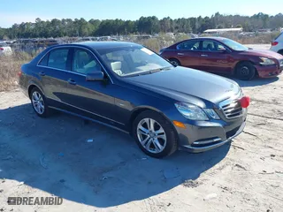 2011 Mercedes-Benz E-Class E 350 Luxury BlueTEC with VIN WDDHF2EB8BA313386, listed as a IAAI auction lot 41367647 with 124,720 mi miles. Bid and sale history available at carsss.com. Image 1.