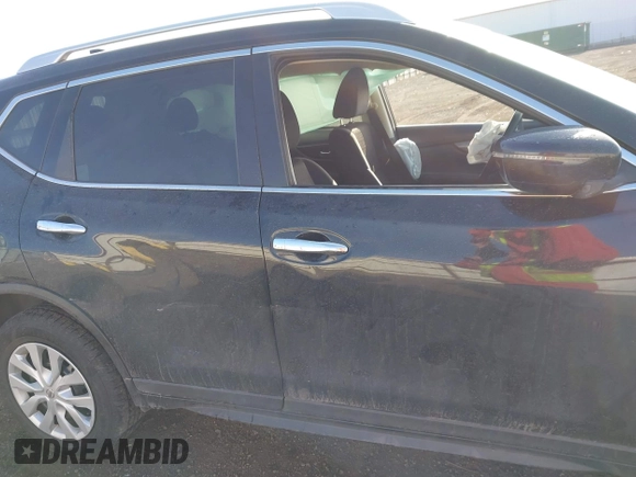 2017 Nissan Rogue SV with VIN KNMAT2MV2HP564782, listed as a IAAI auction lot 42099418 with 70,609 mi miles. Bid and sale history available at carsss.com. Image 14.