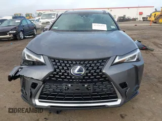 2020 Lexus UX 250h with VIN JTHP9JBH5L2023035, listed as a IAAI auction lot 41226475 with 40,901 mi miles and . Bid and sale history available at DreamBid. Image 13.