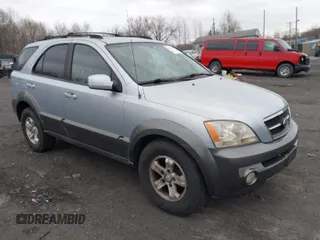 2006 Kia Sorento LX with VIN KNDJD733665644279, listed as a IAAI auction lot 42007277 with 159,395 mi miles and . Bid and sale history available at DreamBid. Image 1.