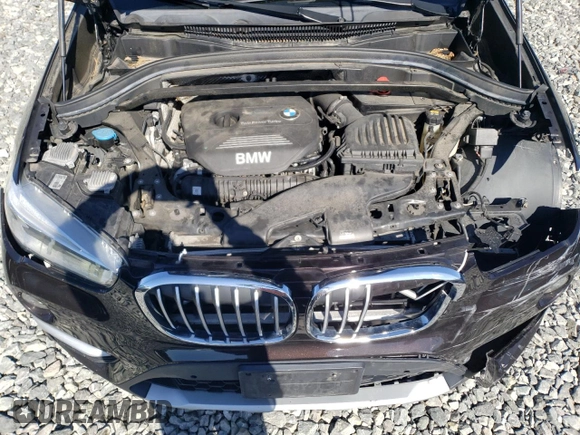 2016 BMW X1 xDrive28i z VIN WBXHT3C3XGP888701, wystawiony jako Copart lot #51409205 z przebiegiem 94 713 mil mil oraz Szkoda całkowita • Salvage title. Historia ofert i sprzedaży dostępna na DreamBid. Obrazek 12.