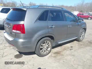 2013 Kia Sorento SX with VIN 5XYKW4A21DG377287, listed as a IAAI auction lot 41744527 with 91,685 mi miles. Bid and sale history available at carsss.com. Image 4.