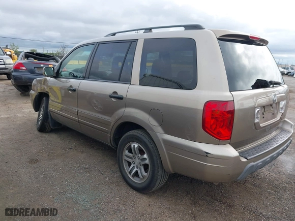 2004 Honda Pilot EX with VIN 2HKYF18594H523176, listed as a IAAI auction lot 41937743 with 310,344 mi miles. Bid and sale history available at carsss.com. Image 3.