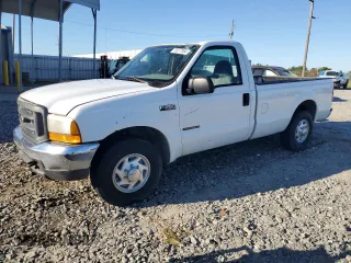 2000 Ford Super Duty F-250 XL with VIN 1FTNF20F1YEE22751, listed as a Copart auction lot 75277264 with 353,884 mi miles and Salvage Title. Bid and sale history available at carsss.com. Image 1.