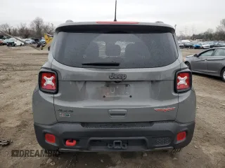2022 Jeep Renegade Trailhawk with VIN ZACNJDC1XNPN79141, listed as a Copart auction lot 85864214 with 15,581 mi miles and Salvage Title. Bid and sale history available at DreamBid. Image 6.