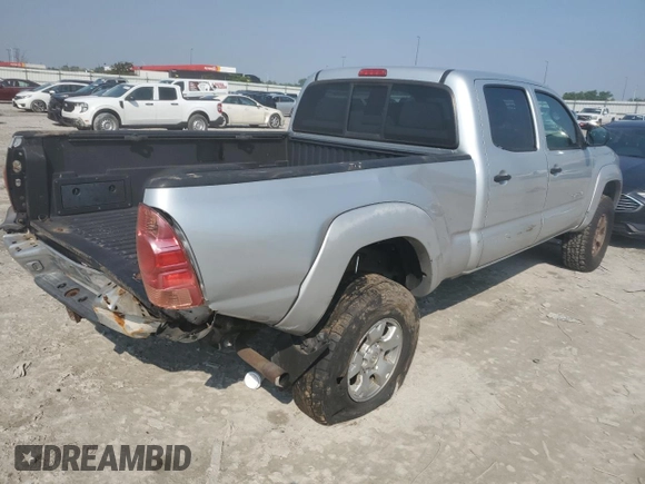 2005 Toyota Tacoma with VIN 5TEMU52N35Z040382, listed as a Copart auction lot 59977195 with 325,475 mi miles and Salvage title. Bid and sale history available at DreamBid. Image 3.