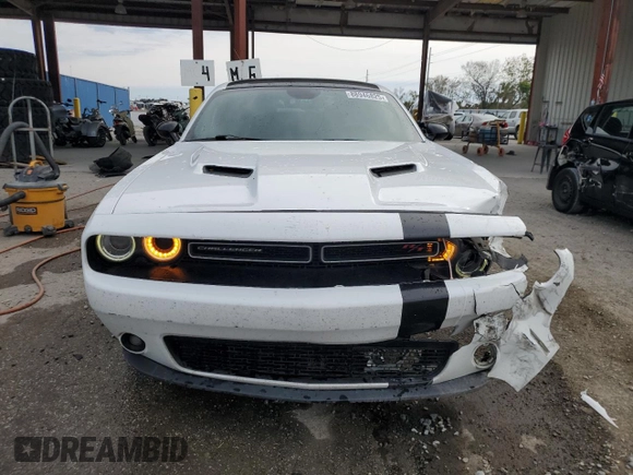 2017 Dodge Challenger R/T with VIN 2C3CDZBT4HH659353, listed as a Copart auction lot 88946825 with 120,496 mi miles and Salvage title. Bid and sale history available at DreamBid. Image 5.