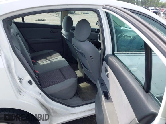 2007 Nissan Sentra S with VIN 3N1AB61E67L626700, listed as a IAAI auction lot 42461720 with 173,360 mi miles and . Bid and sale history available at DreamBid. Image 8.