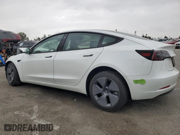 2023 Tesla Model 3 z VIN 5YJ3E1EA0PF504727, wystawiony jako Copart lot #53762135 z przebiegiem 17 554 mil mil oraz Szkoda całkowita • Salvage title. Historia ofert i sprzedaży dostępna na DreamBid. Obrazek 2.