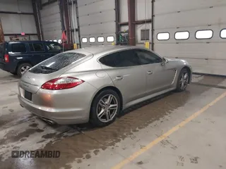 2012 Porsche Panamera S z VIN WP0AB2A71CL060068, wystawiony jako IAAI lot #42309742 z przebiegiem 93 334 mil mil oraz . Historia ofert i sprzedaży dostępna na DreamBid. Obrazek 4.