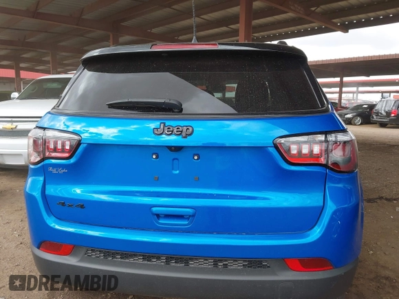 2023 Jeep Compass Latitude with VIN 3C4NJDBN7PT513648, listed as a IAAI auction lot 41711097 with 8,580 mi miles and . Bid and sale history available at DreamBid. Image 17.