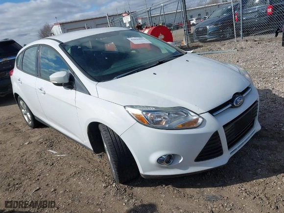 2012 Ford Focus SE with VIN 1FAHP3K27CL311240, listed as a IAAI auction lot 42029992 with 166,688 mi miles. Bid and sale history available at carsss.com. Image 1.
