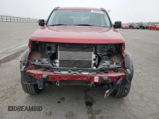 2007 Dodge Nitro R/T z VIN 1D8GT58647W733396, wystawiony jako Copart lot #83948934 z przebiegiem 47 944 mil mil oraz Szkoda całkowita • Salvage title. Historia ofert i sprzedaży dostępna na DreamBid. Obrazek 5.