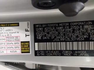 2020 Toyota Prius LE with VIN JTDL9RFU3L3019534, listed as a IAAI auction lot 41700624 with 47,923 mi miles and . Bid and sale history available at DreamBid. Image 9.