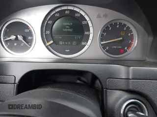 2008 Mercedes-Benz C 350 Sport z VIN WDDGF56X58F179519, wystawiony jako IAAI lot #39839375 z przebiegiem 160 482 mil mil oraz . Historia ofert i sprzedaży dostępna na DreamBid. Obrazek 7.
