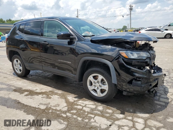 2022 Jeep Compass Sport with VIN 3C4NJDAB6NT221123, listed as a Copart auction lot 61963685 with 32,764 mi miles and Salvage title. Bid and sale history available at DreamBid. Image 4.