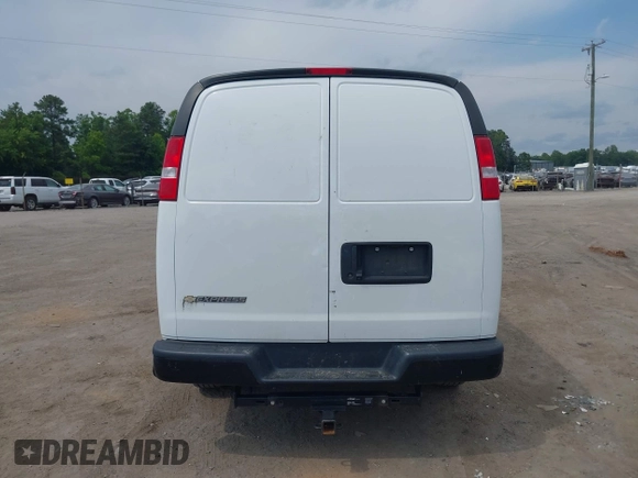 2021 Chevrolet Express Cargo z VIN 1GCWGAFP6M1206374, wystawiony jako IAAI lot #42451400 z przebiegiem 118 252 mil mil oraz . Historia ofert i sprzedaży dostępna na DreamBid. Obrazek 16.